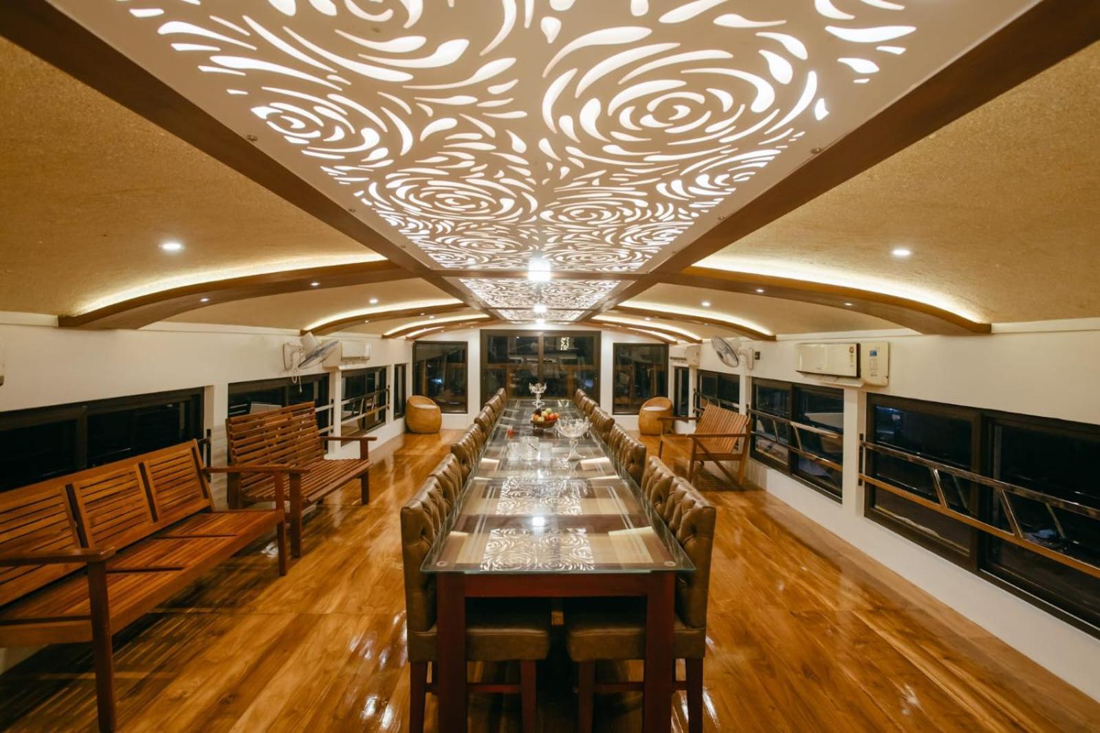 Отель Cosy Premium Houseboats Alappuzha Экстерьер фото
