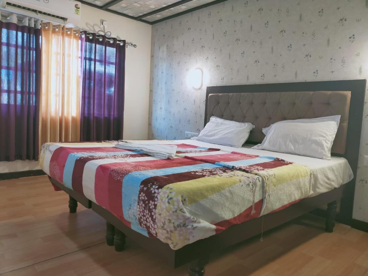 Отель Cosy Premium Houseboats Alappuzha Экстерьер фото