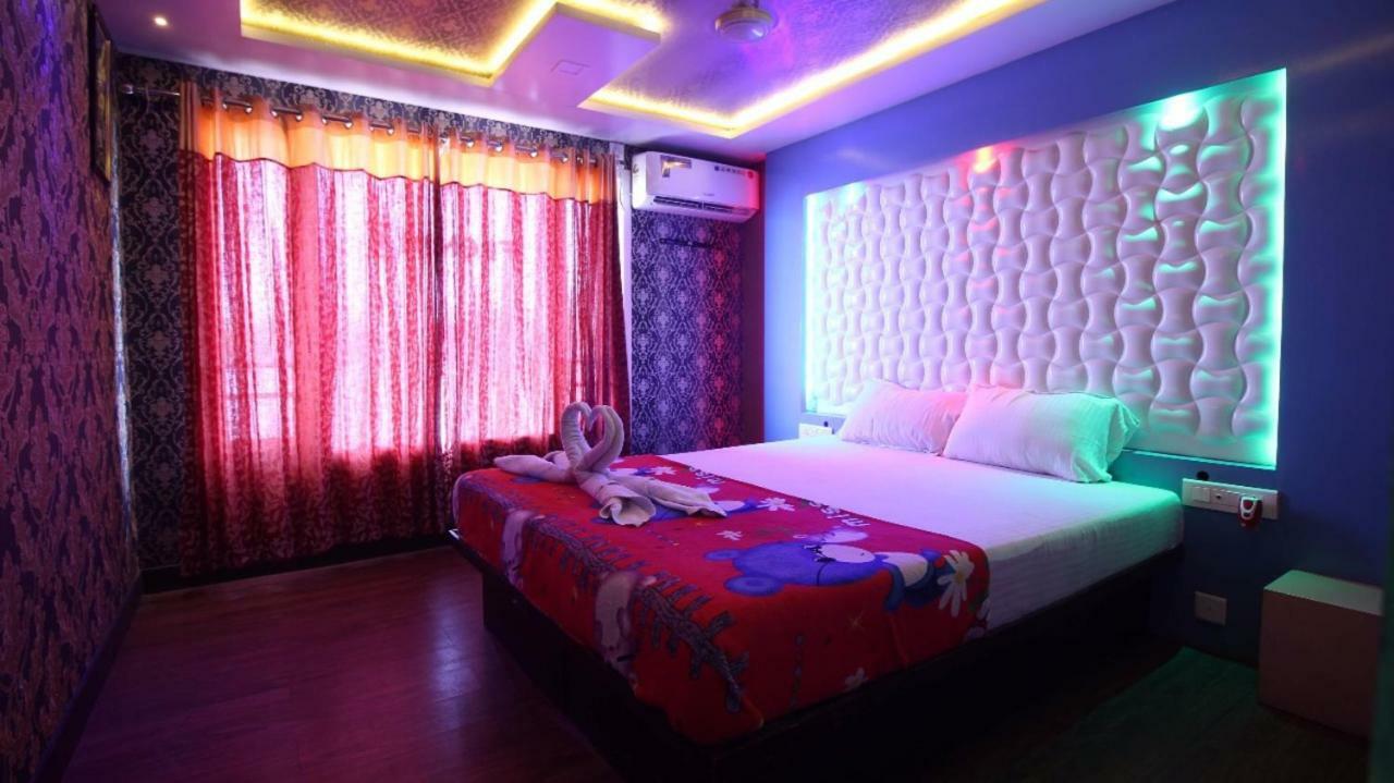 Отель Cosy Premium Houseboats Alappuzha Экстерьер фото