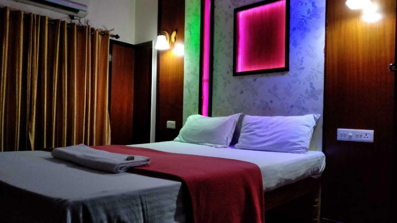 Отель Cosy Premium Houseboats Alappuzha Экстерьер фото