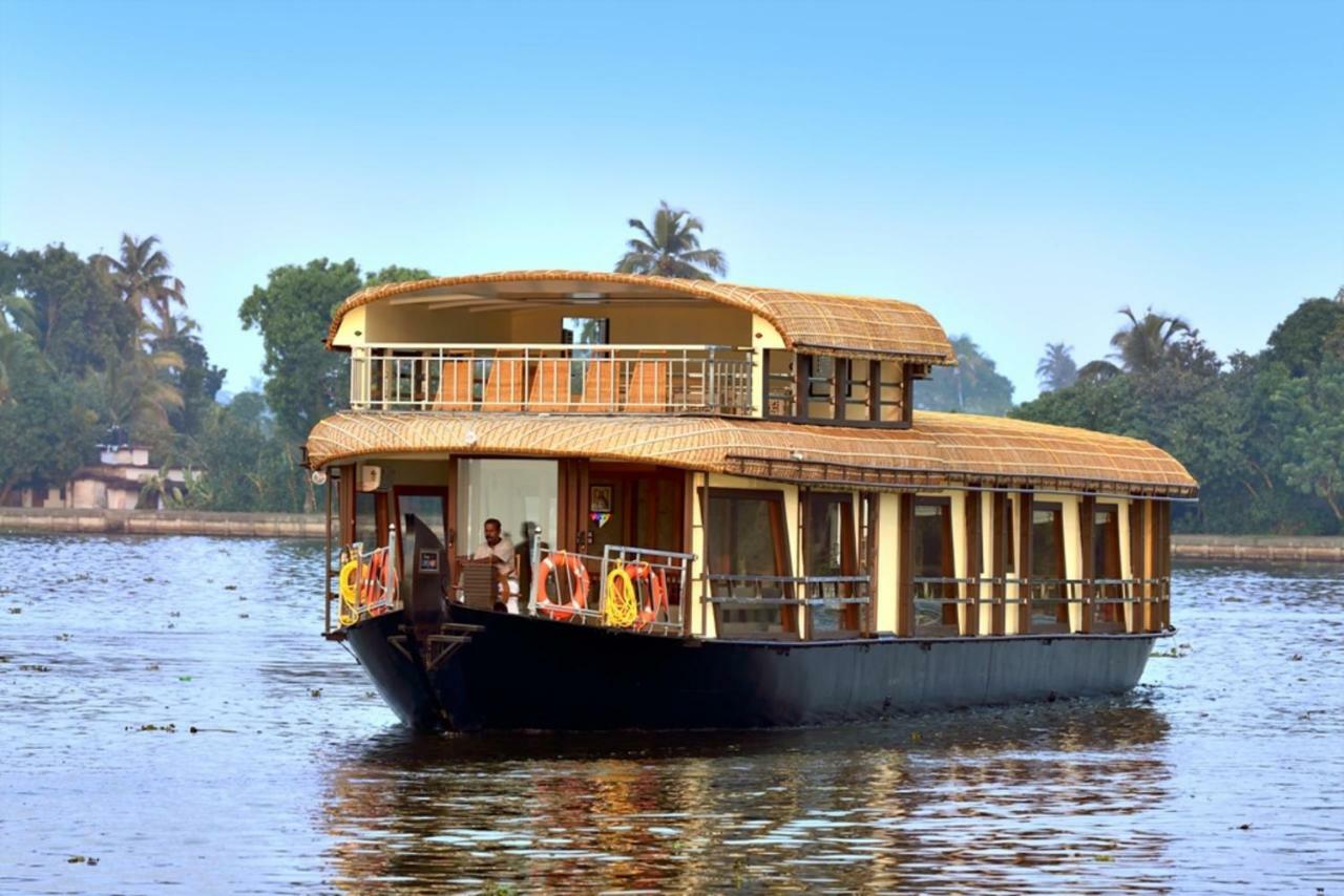 Отель Cosy Premium Houseboats Alappuzha Экстерьер фото