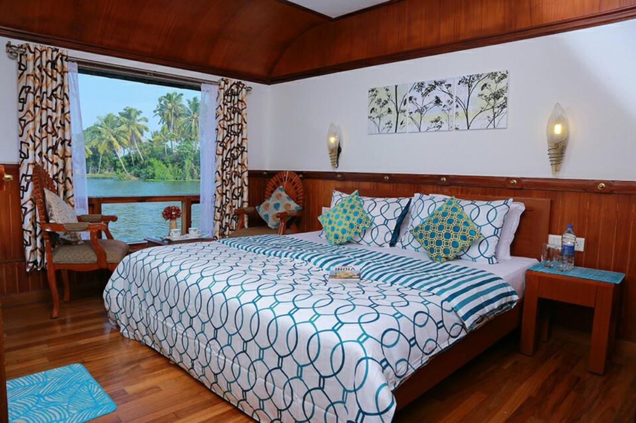 Отель Cosy Premium Houseboats Alappuzha Экстерьер фото